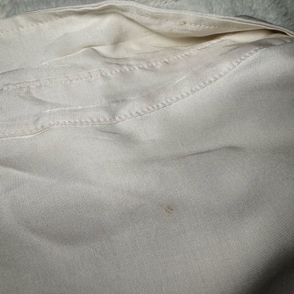 H&M Off White Long Sleeve Blouse, Button Up, 100% Viscose, Women’s Large NWT - Picture 7 of 7